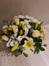 Cargar imagen en el visor de la galería, Canasto surtido blanco