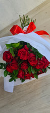 Cargar imagen en el visor de la galería, Bouquet de Rosas
